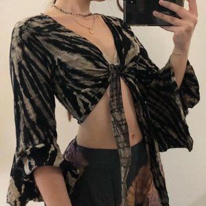 Women's Black and Brown Flared Bell Long Sleeve Tie-Dye Crop-top
